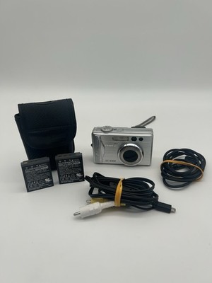 Traveler DC-8300 / 8.1MP / Silber / Getestet 