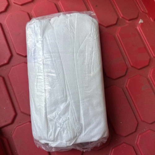 Body Guard Safety Gear Microporous Coveralls Zippered Size L Sealed image 3