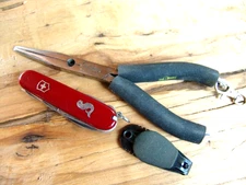 VICTORINOX  FISHERMAN-FISHING SET-SWISS ARMY KNIFE-LINE CLIPPERS-FISHING PLIERS