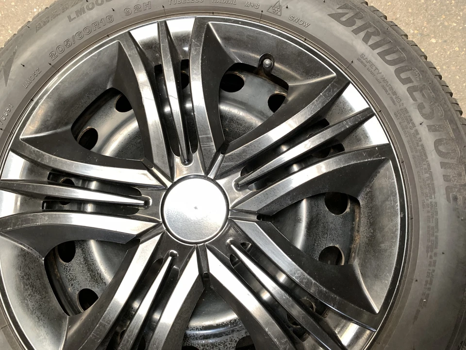 4x Original Hyundai Winterräder 205/60 R16 92H - für i40 2667 - Bild 4 von 4