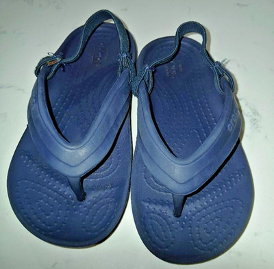 Iconic Crocs Comfort Sandals - Navy - Kids sz 9