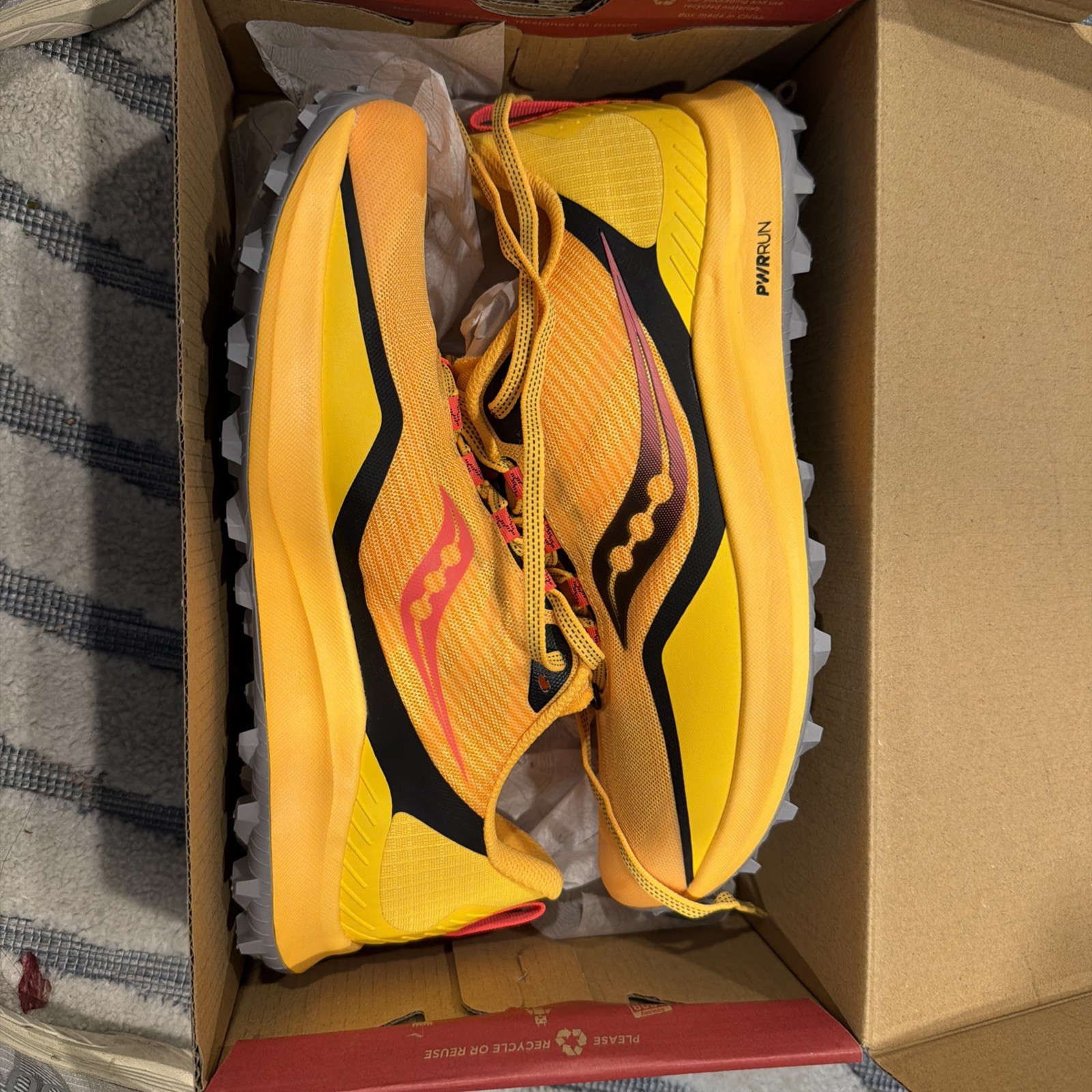 Saucony Peregrine 12 Hombre Talla 8.5 Totalmente Nuevo En Caja Vizigld/Vizired