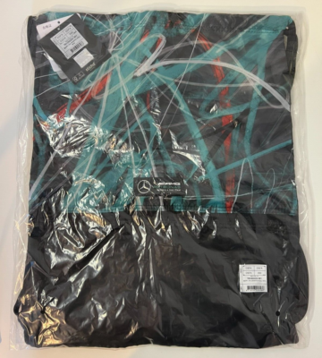 Mercedes AMG Petronas F1 Formula One Team Graffiti Art Gym Bag