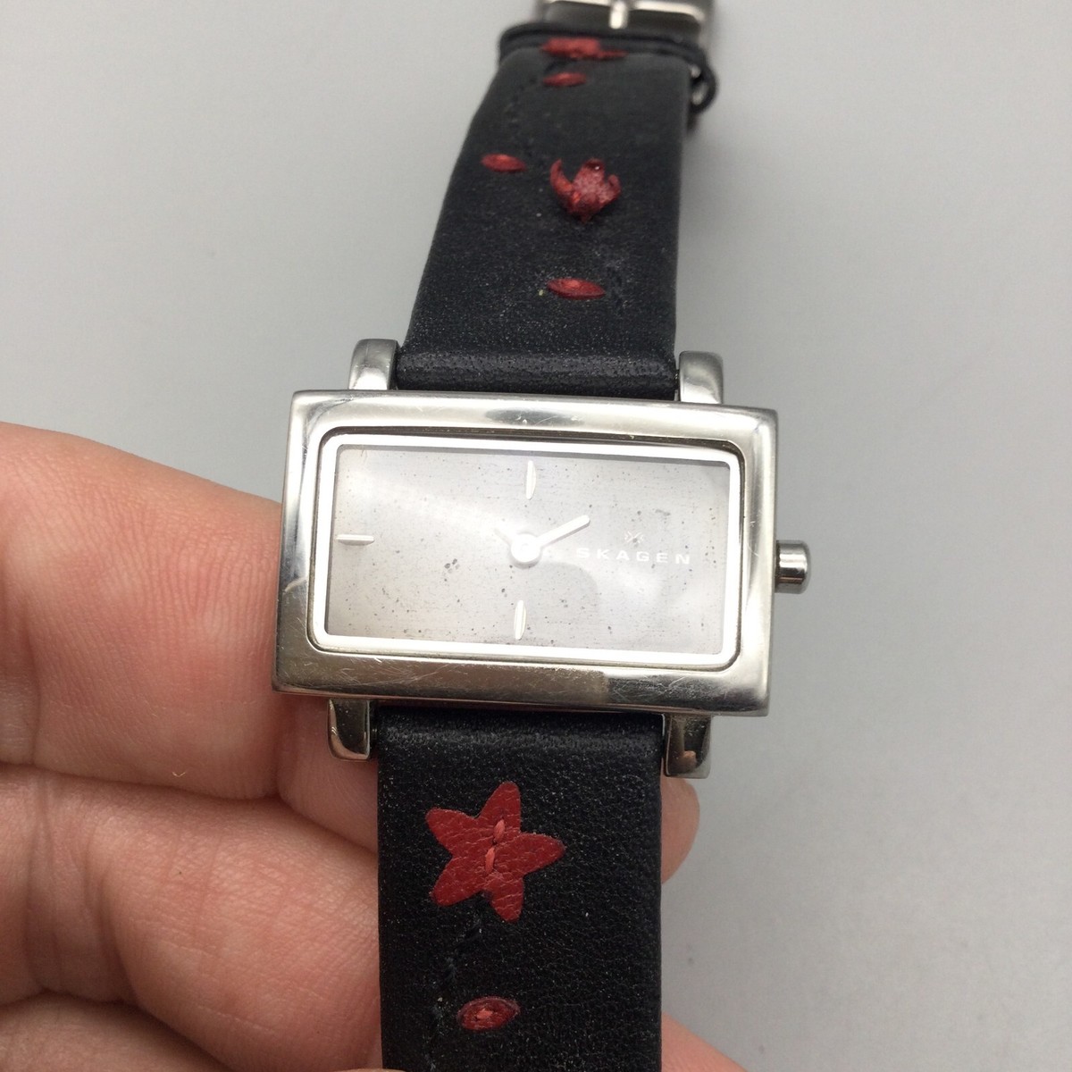 Skagen ladies silver tone black leather watch NEW BATTERY Skagen Crystal Watch - Etsy main image 3