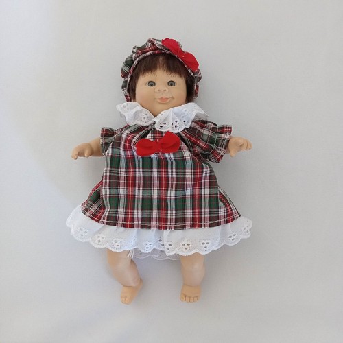 VINTAGE GIGO BABY DOLL | PLAID DRESS & HAT | TOY FOR KIDS OR COLLECTIBLE - Picture 3 of 12
