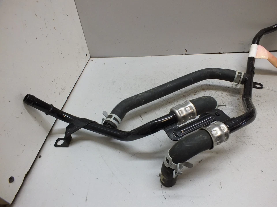 NOVO OEM 96 97 98 99 FORD TAURUS SABLE 3.0L TUBO DE REFRIGERANTE F8DZ-18B402-AA #361 - Imagem 2 de 4