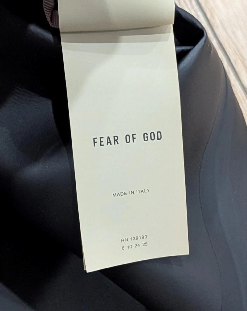 $1695 Mens FEAR OF GOD Rubberized High-Neck Jacket Black Medium - product detail image 7