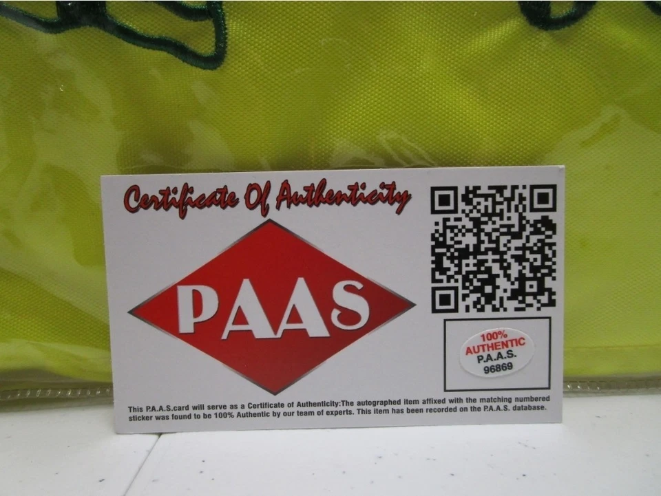 Pin de golf autografiado con bandera Masters 2011 firmado por Arnold Palmer Foto 2 de 2