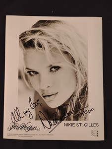 Nikie St. Gilles Signed Promo Photo / 8"x10" / Penthouse Pet of the Year 1999