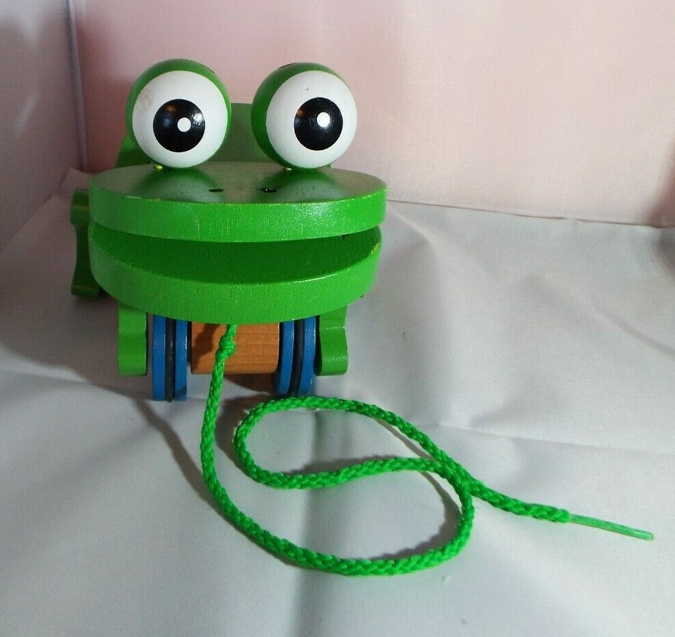 Melissa & Doug Frolicking Frog Pull Toy Wooden Pull Along Rolling