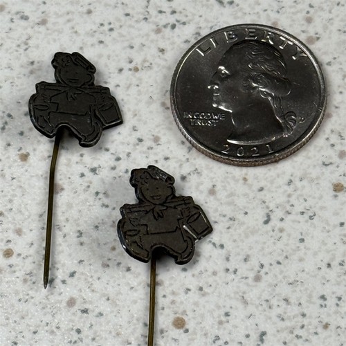 Lot of 2 Little Dutch Boy Dutch VTG Stick Pin Badge Pins #49528 - Picture 1 of 3