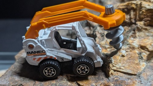 2021 Matchbox MBX Road Crew 5-Pack | Nissan | GMC Stepside | RANEC EQUIPMENT - Picture 4 of 24