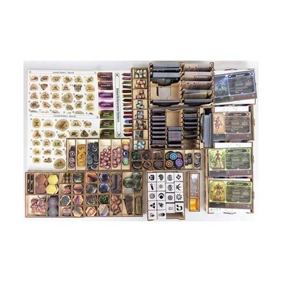 Cephalofair Board Games Gloomhaven (2nd) w/Broken Token Insert VG+/NM