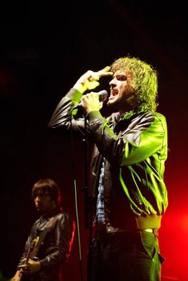 Reverend And The Makers Reverend Performing Live On Stage Old Music Photo 5