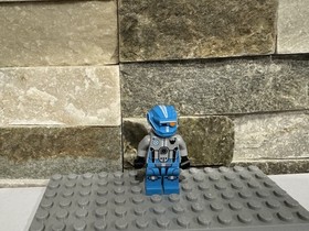 LEGO Dark Azure Robot Sidekick Minifigure Space Galaxy Squad 70703 gs007