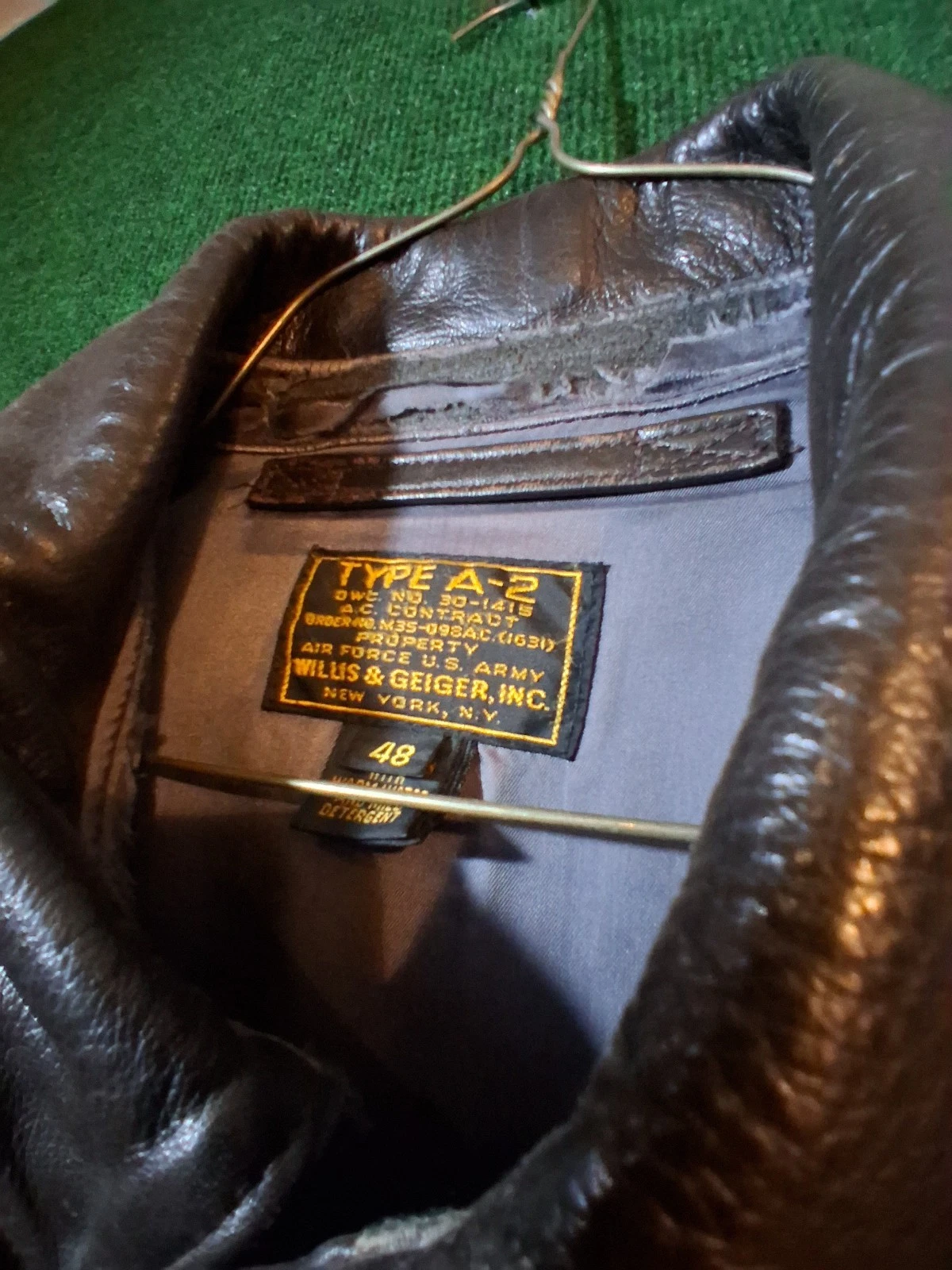 Aero Leather Bomber A-2 Dark Seal Horsehide Sz-48 - product detail image 1
