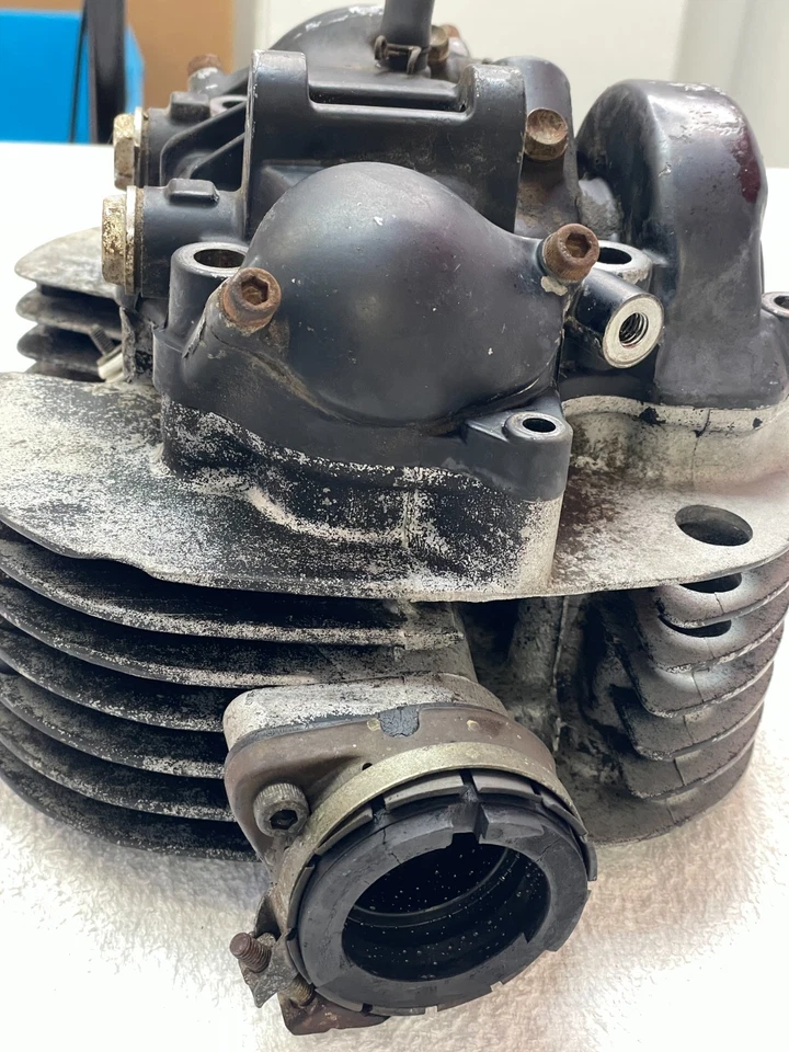 1976 Yamaha XT500 Cylinder Head with Rocker Box XT xt 500 TT - Image 4 of 4