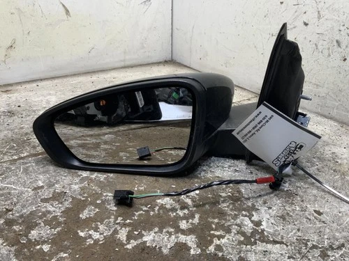 Driver Side View Mirror Power Sedan Manual Folding Fits 15-17 200 1150615