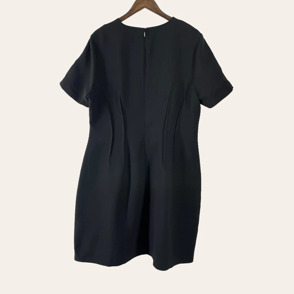 LAFAYETTE 148 Wool and Silk Crepe Flared Black Dress Size 16 Pleated - Image 3 of 4