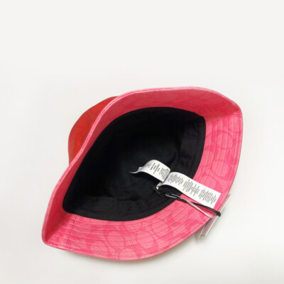 New Coach Colorblock Signature Bucket Hat COACH® | Signature Jacquard Bucket Hat main image 2