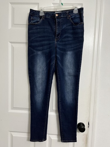Black Label by c est toi jeans