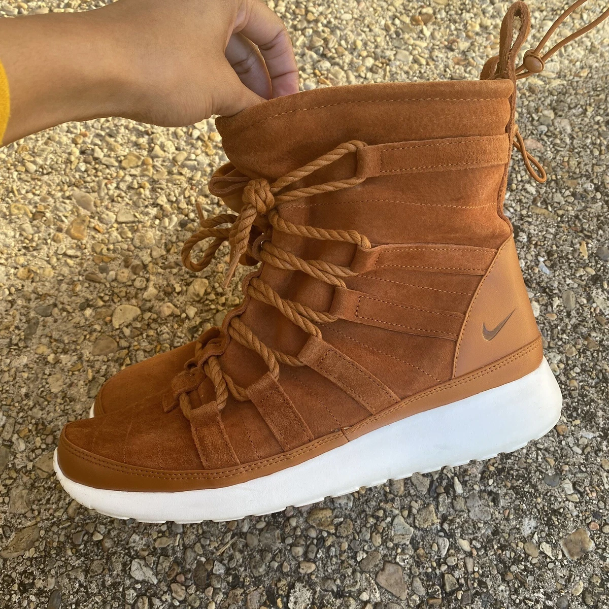 RARE NIKE Roshe Sail Brown Sneaker Boots Size Women 9.5 Men 8
