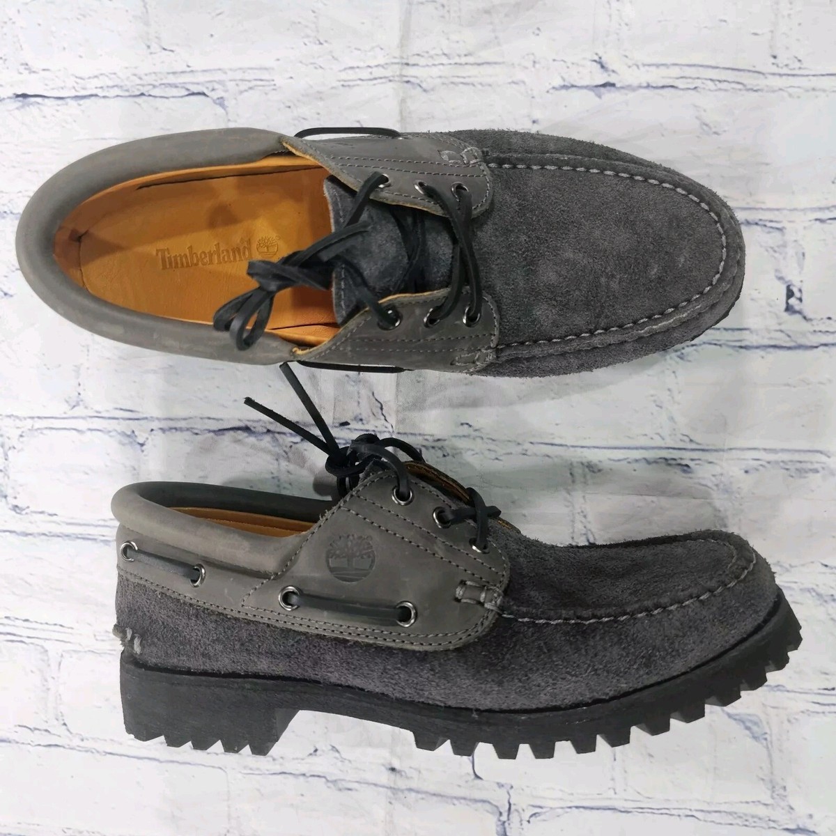 Timberland MENS 8.5 Authentic 3 Eye Classic Boat Handsewn Timberland MENS 8.5 Authentic 3 Eye Classic Boat Handsewn