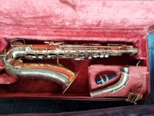 Martin Indiana Alto Saxophone, USA, Good Condition, with case/neck/MP
