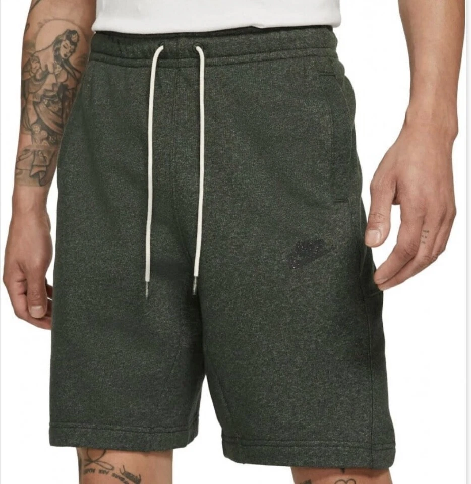 Nike sb fleece shorts clearance