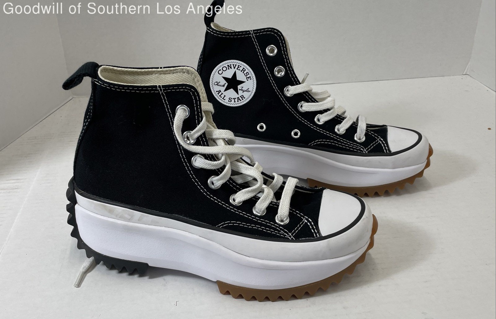 Converse Run Star Hike High Top Platform Sneakers Women's 6 Men's 4.5 Black Whit