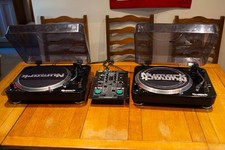 NUMARK TT-100 (TT100) DJ Turntables/record players/decks + BST Symbol 15 Mixer