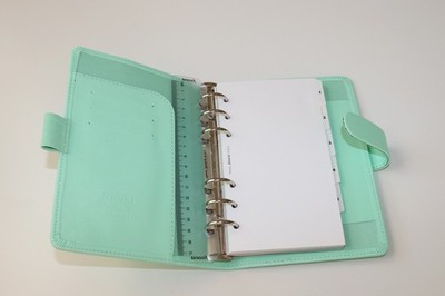 Filofax Saffiano Personal Organiser   Neo Mint