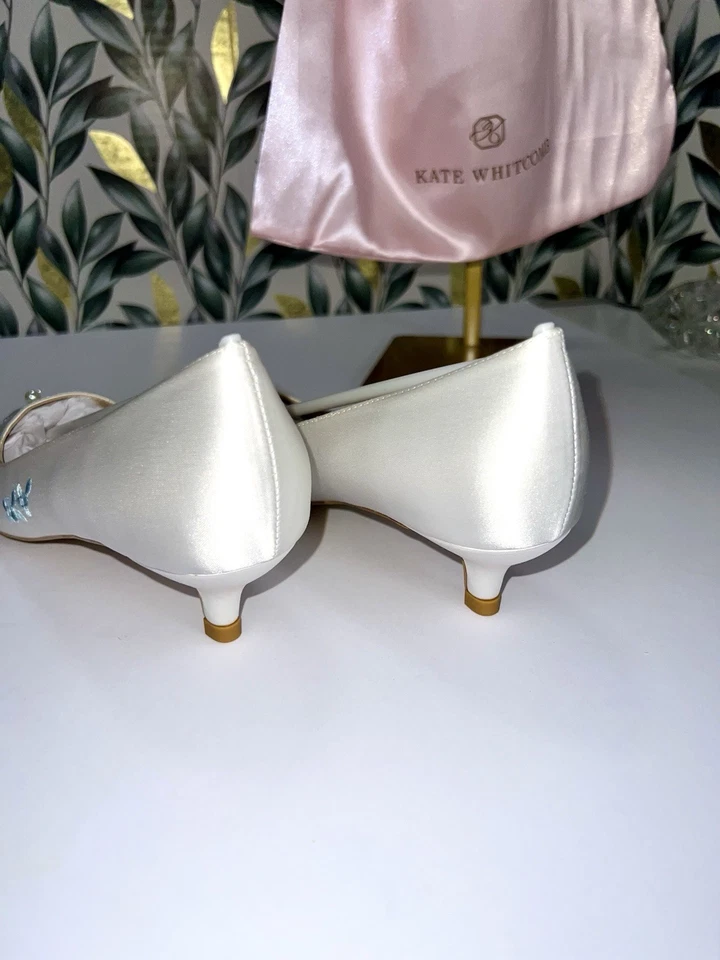 Zapatos de Boda Kate Whitcomb Talla 7 Evie Bombas Satinado Bordado Azul Comodidad Foto 3 de 4