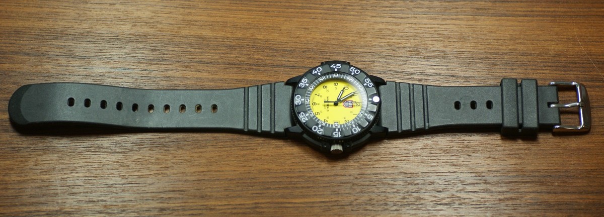 Luminox Navy Seals Yellow Dial Black Case 3H mbm Swiss Traser