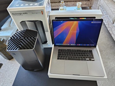 MacBook Pro 16 2019, i9, 8GB 5500m, 32GB, 1TB + 8GB eGPU,Final Cut