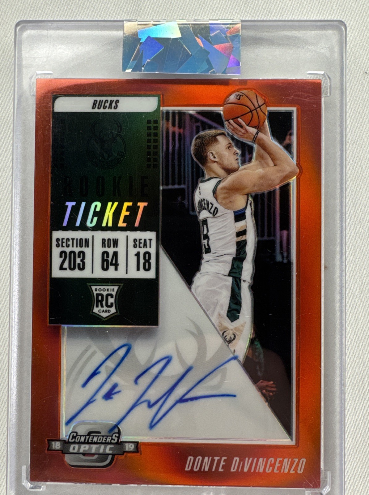 2018-19 Contenders Optic Donte DiVincenzo Rookie Ticket AUTO Red Prizm 141/149