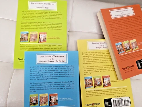 Treasures From Gandma's Attic - Paperback Books 1- 4 Arleta Richardson.  Boxed  - Picture 7 of 8