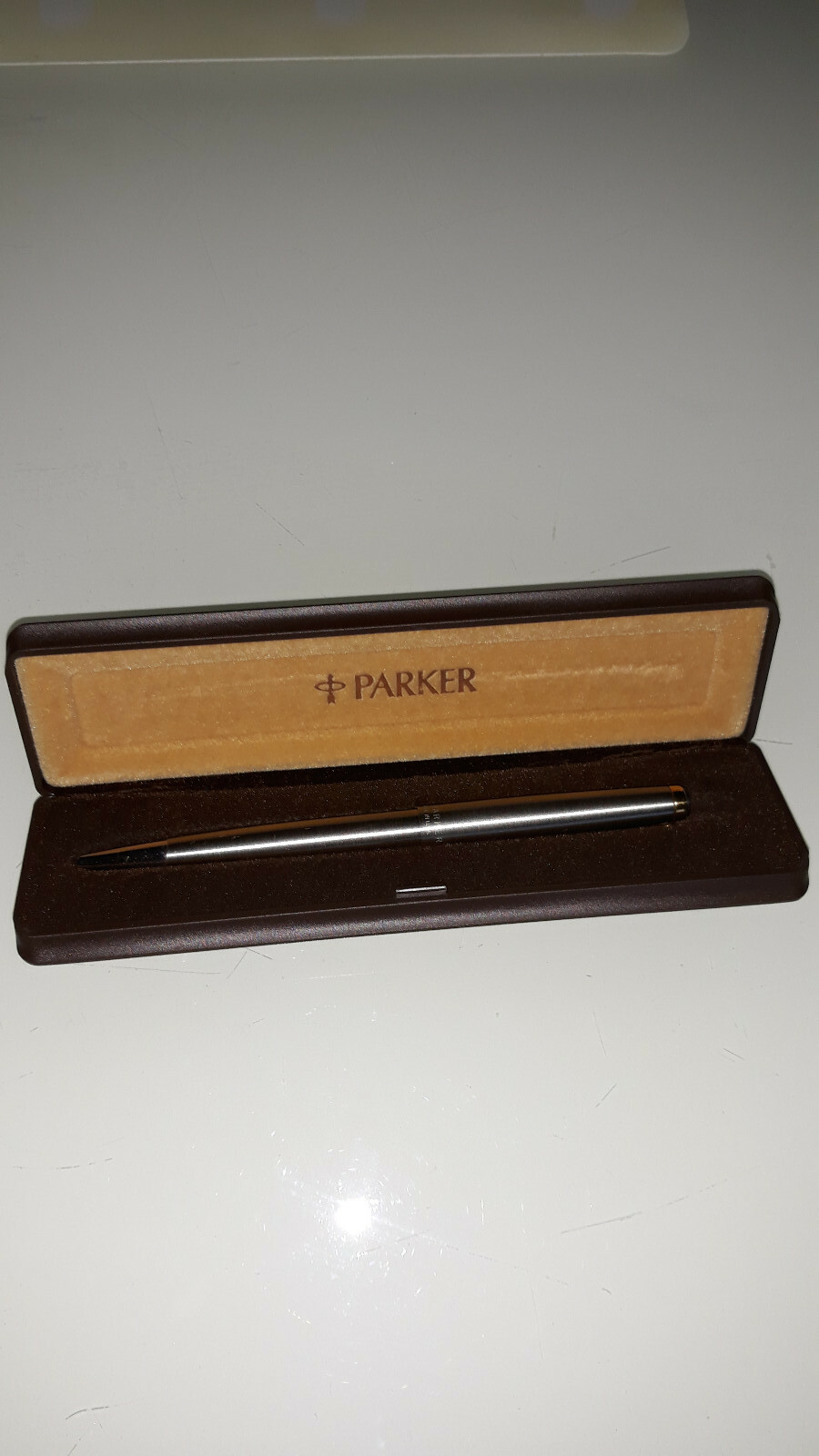 Stylo bille Parker 50 Falcon Flighter avec écrin d'origine, le cadeau historique idéal