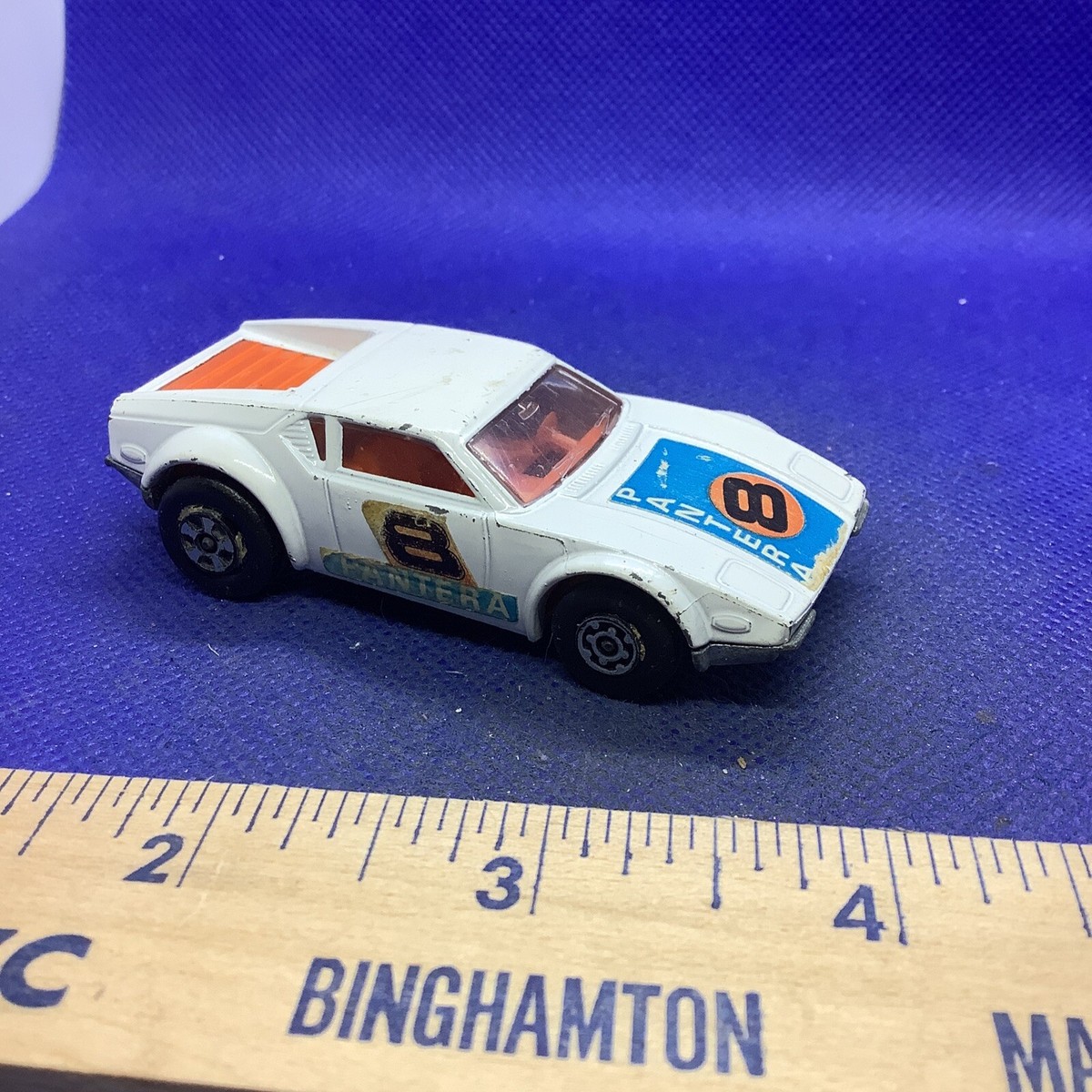 Vintage Matchbox Superfast No. 8 De Tomaso Pantera 1975 White Die