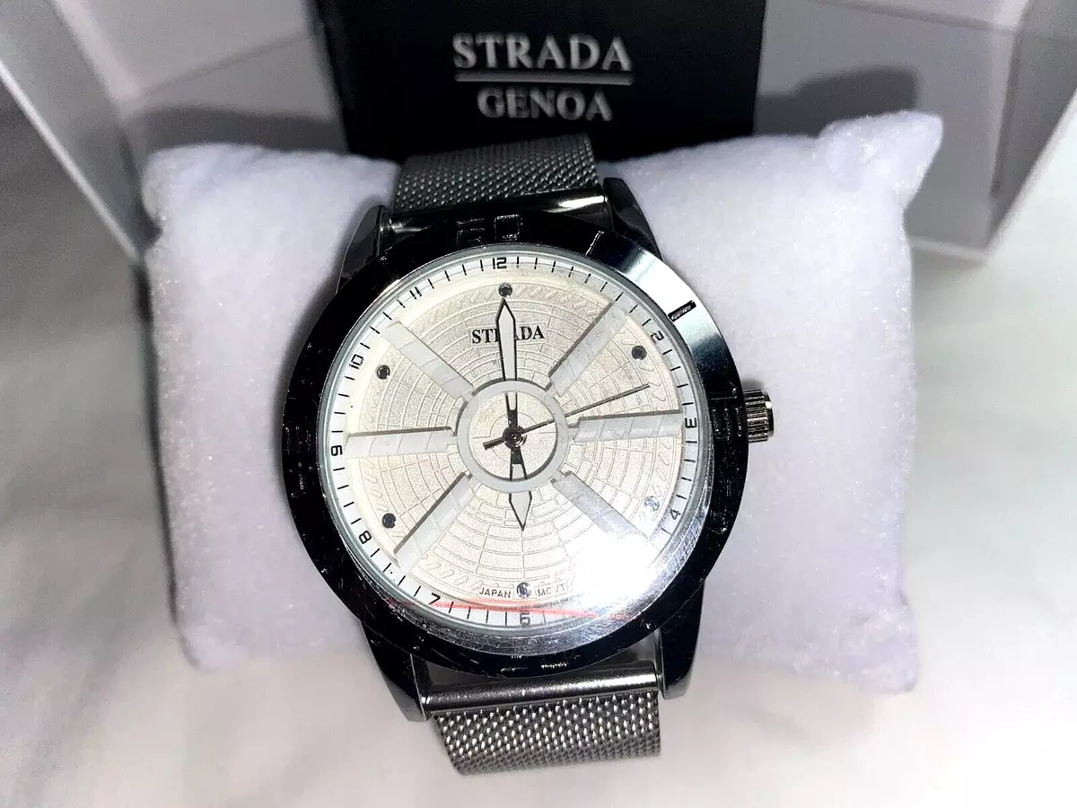 Battery operated clearance watch