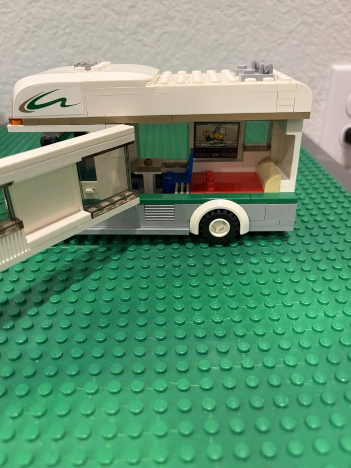 Lego City Lot Trash Truck 4432 Race Biggy Transport 60288 Camper Van 60057 Used - Image 4 of 4