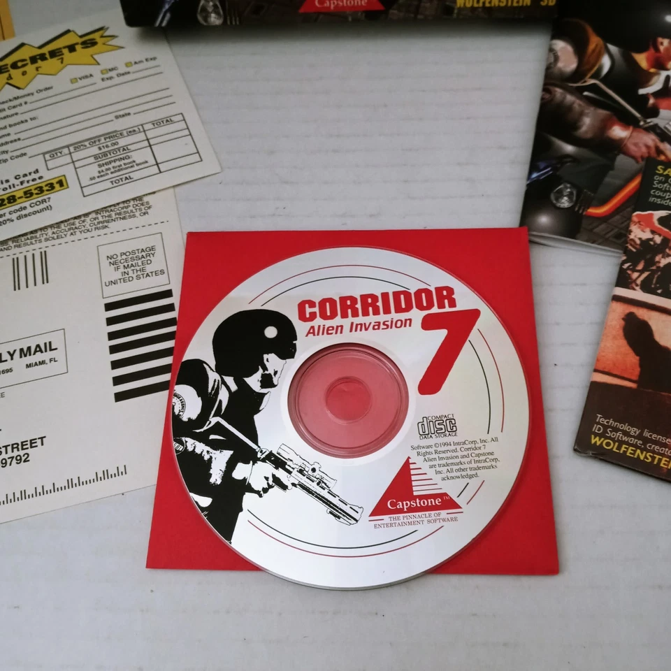 Corridor 7 Alien Invasion PC 1994 Big Box CD ROM Capstone CIB Complete - Image 3 of 4