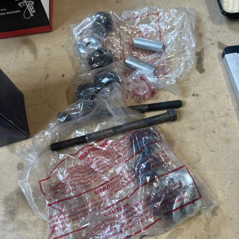 Unimotive  K5255 Stabilizer Bar Link Repair Kit For 1959 Ford Skyliner - Imagem 3 de 4