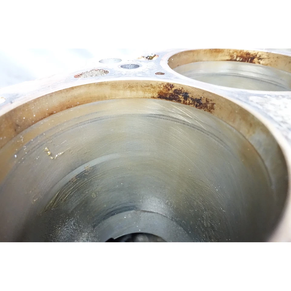 BMW E36 328i E39 528i M52 1996-1999 2,8 L 6 cilindros bloque de motor carcasa original desnudo Foto 2 de 4