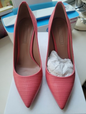 Hugo Boss 'Staple P90-L' Coral Embossed Leather Pumps, NEW, Size 7.5