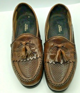 hush puppies tassel loafer