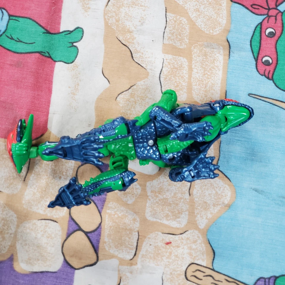 Vintage 1998 Transformers Beast Wars Fuzors Sky Shadow Deluxe Class 1133 - Image 3 of 3