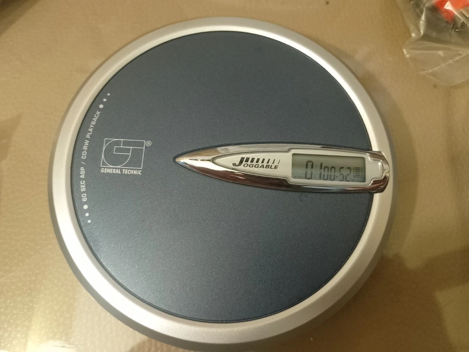 General Technic GT 6800 Discman SET + Philips BCHL14S Kopfhörer - Bild 2 von 4