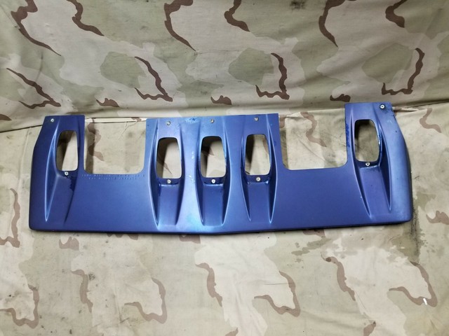 8898+00 LUND Visor Chevy GMC Suburban Yukon Silverado Cab Light Cut