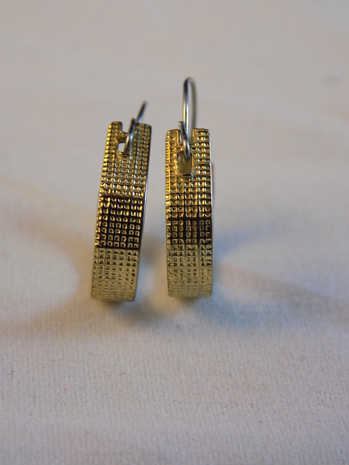 Small Gold Tone Hoop Earrings with Secure Latch 0.5 Inch-image